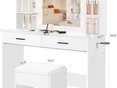 Huge Deal! KAMABOKO Makeup Vanity – Only