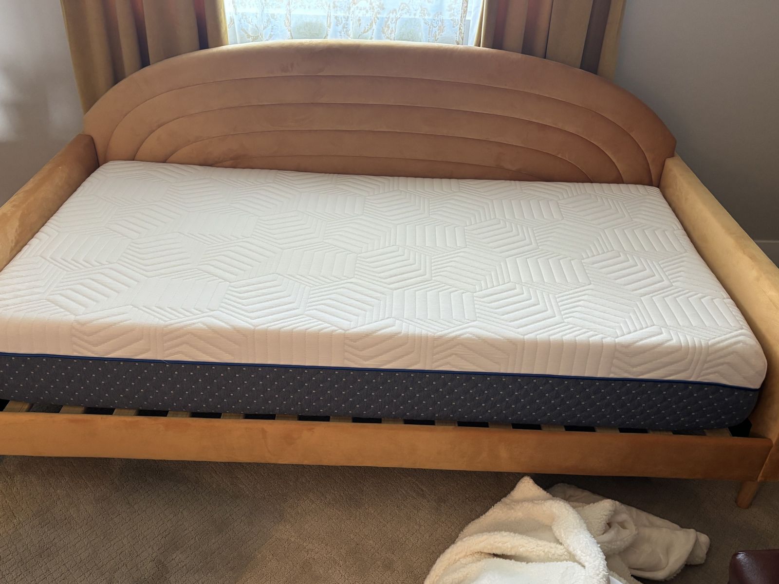 Twin bed mattress - 10" memory foam