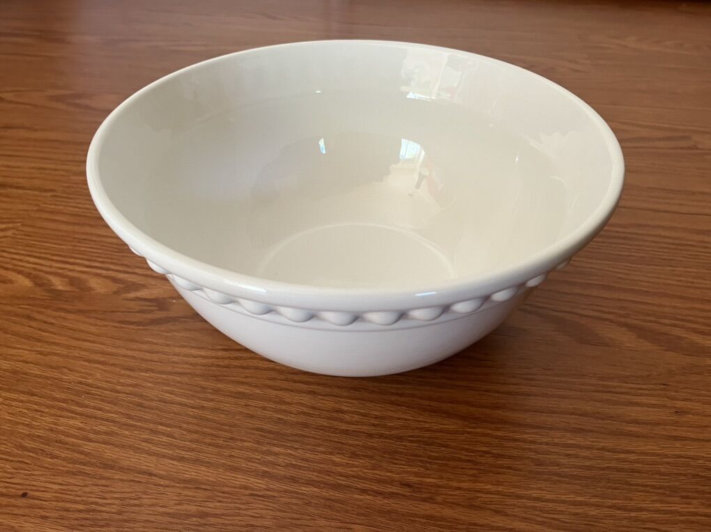 Family/ Party Size White Serving/Salad Bowl