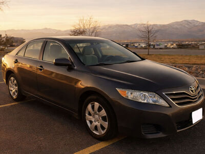 2010 TOYOTA CAMRY LE