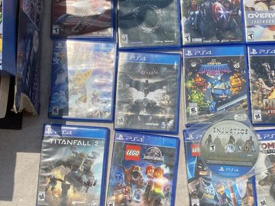 Sony PlayStation 4 PS4 Video Game Bundle - Spider-Man, Avengers, Batman, Overwatch, Titanfall 2 & More