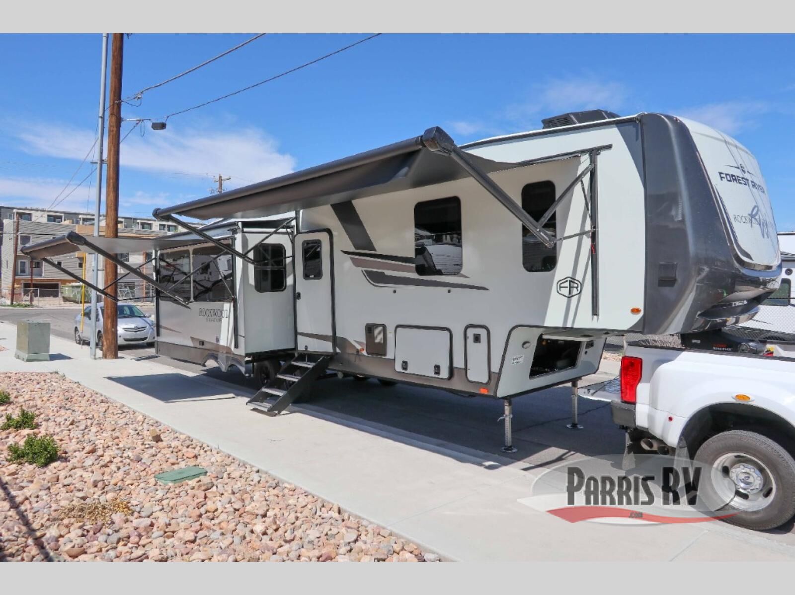 New 2025 Forest River RV Rockwood Signature R371RK