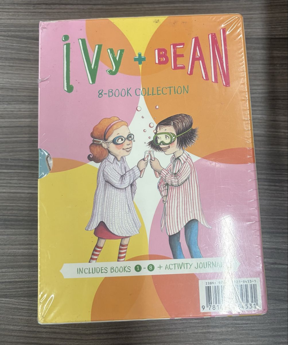 Ivy and Bean 8 Book Set