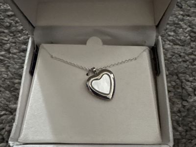 Locket