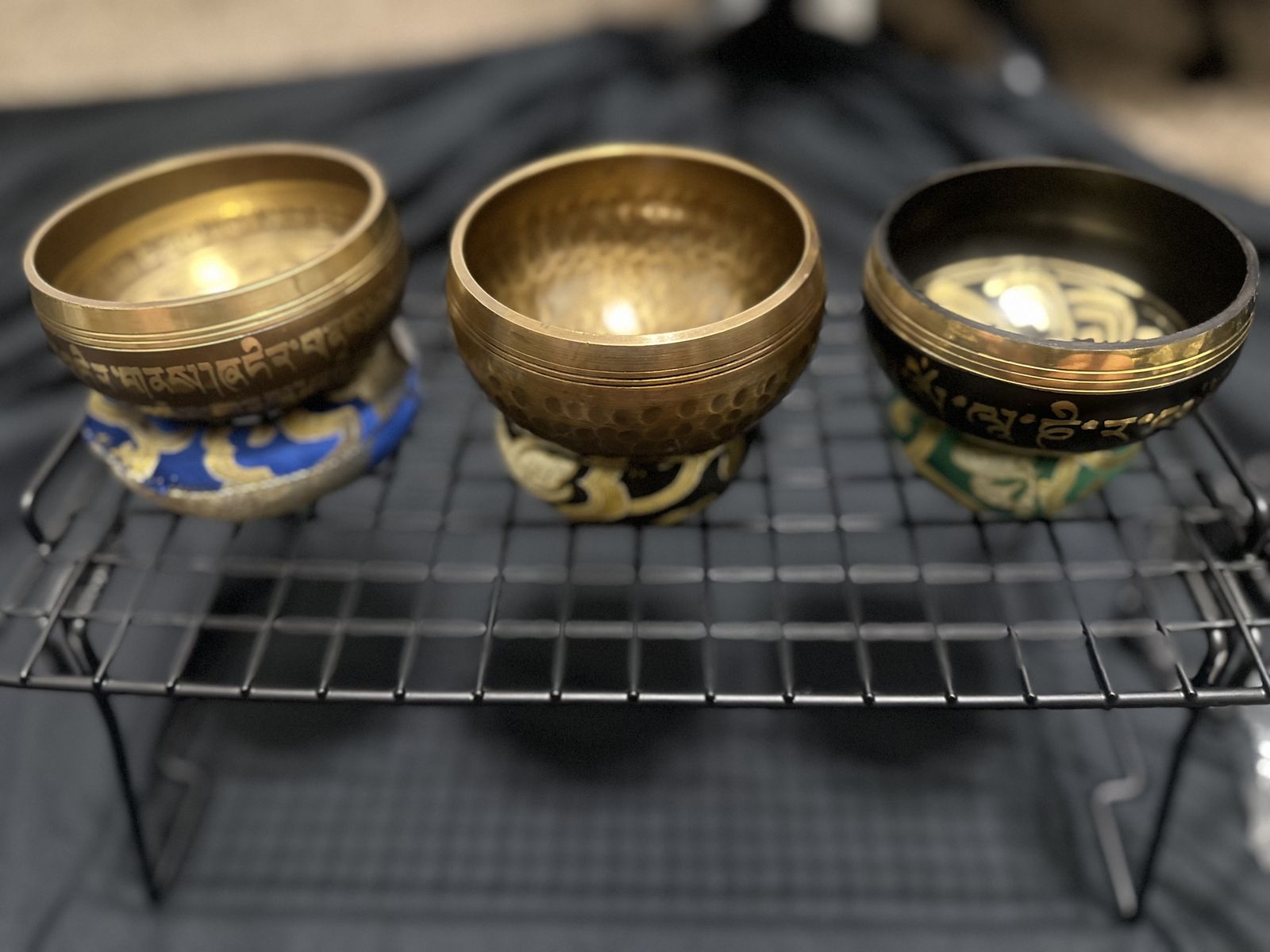 Sound bowls / singing bowls