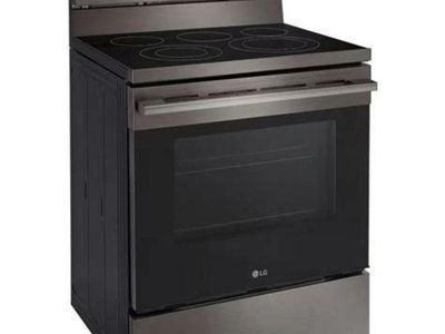 NEW LG SMART ELECTRIC RANGE – AIR FRY & CONVECTION –