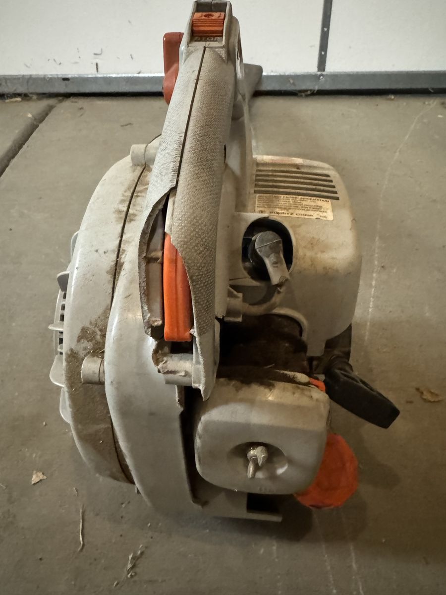 Main image 3