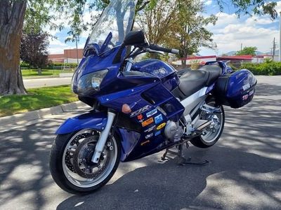 2005 Yamaha FJR1300 ABS Sport Touring Motorcycle - 1298cc, Blue