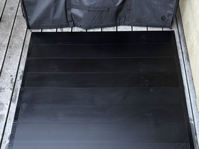 OEM Rivian R1T Manual Tonneau Cover w/Case