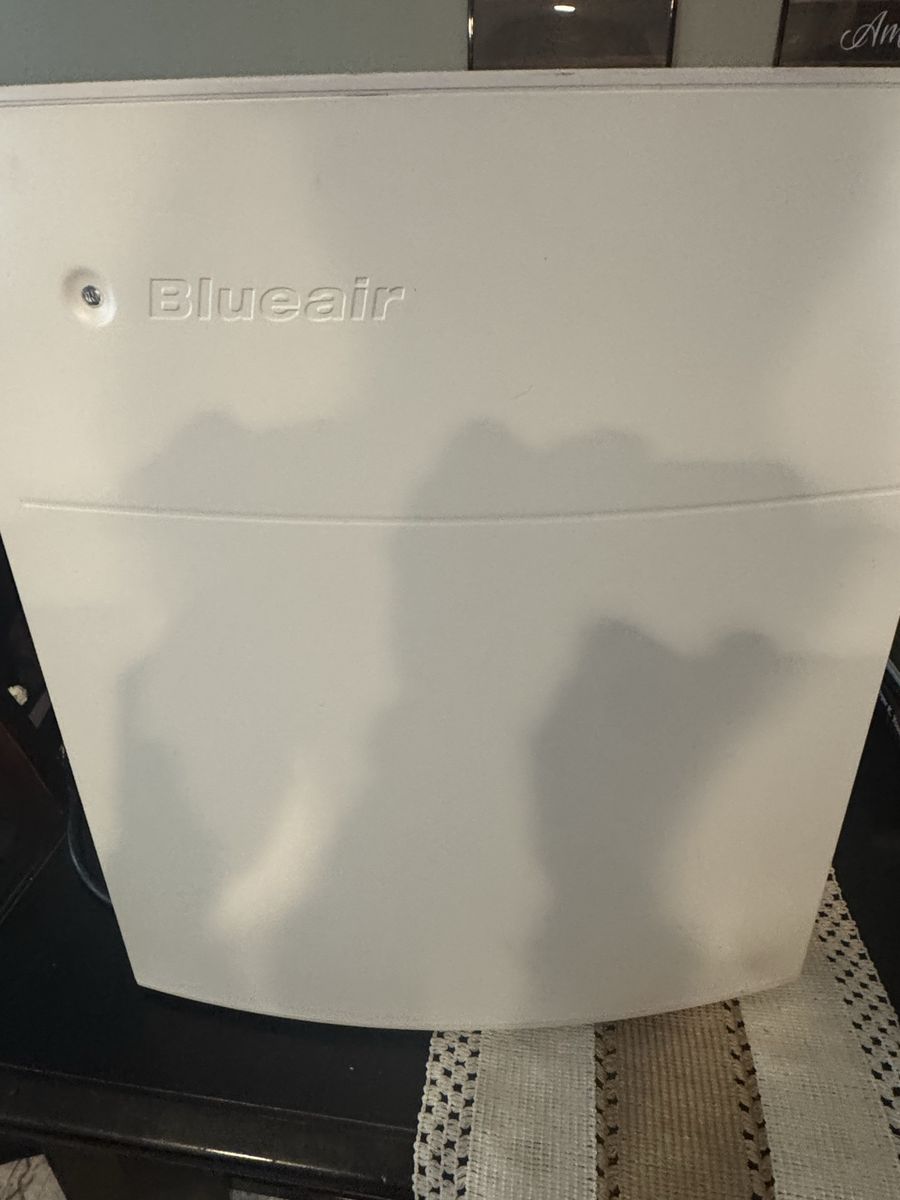 Blueair 203 HEPA Silent Purifying System Air Purifier - White, Compact Design