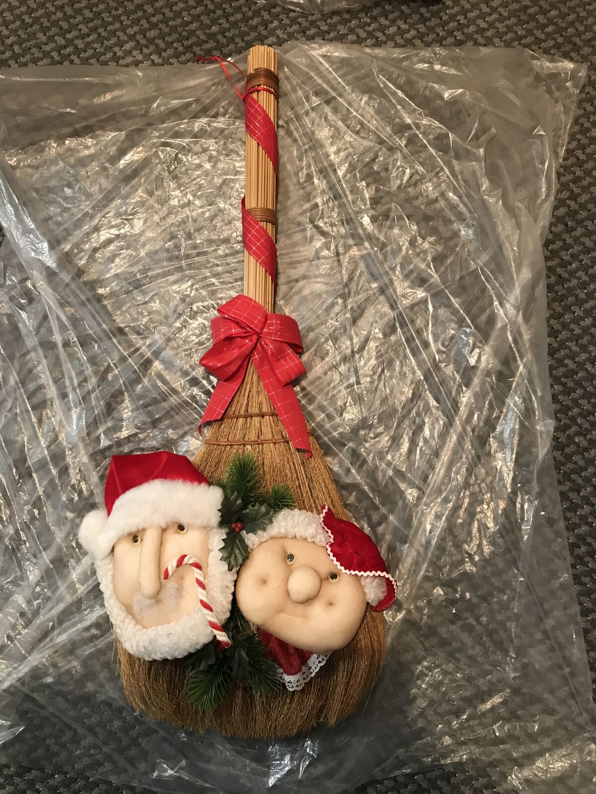 Mr and Mrs Santa Nylon Stuffed Faces on Decorative Broom Door or Wall Hanging 32” L