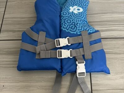 Child life vest
