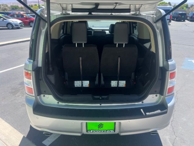 Main image 28