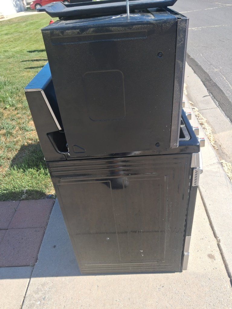 Main image 6