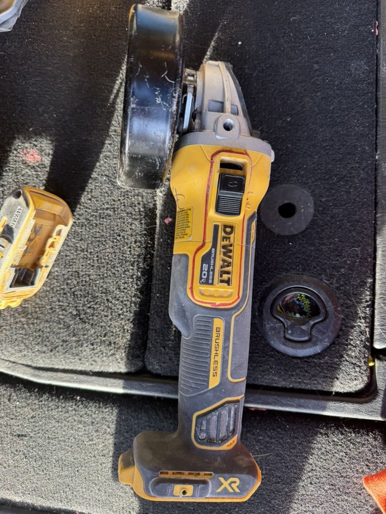 Dewalt Xr switch Grinder Barely Used