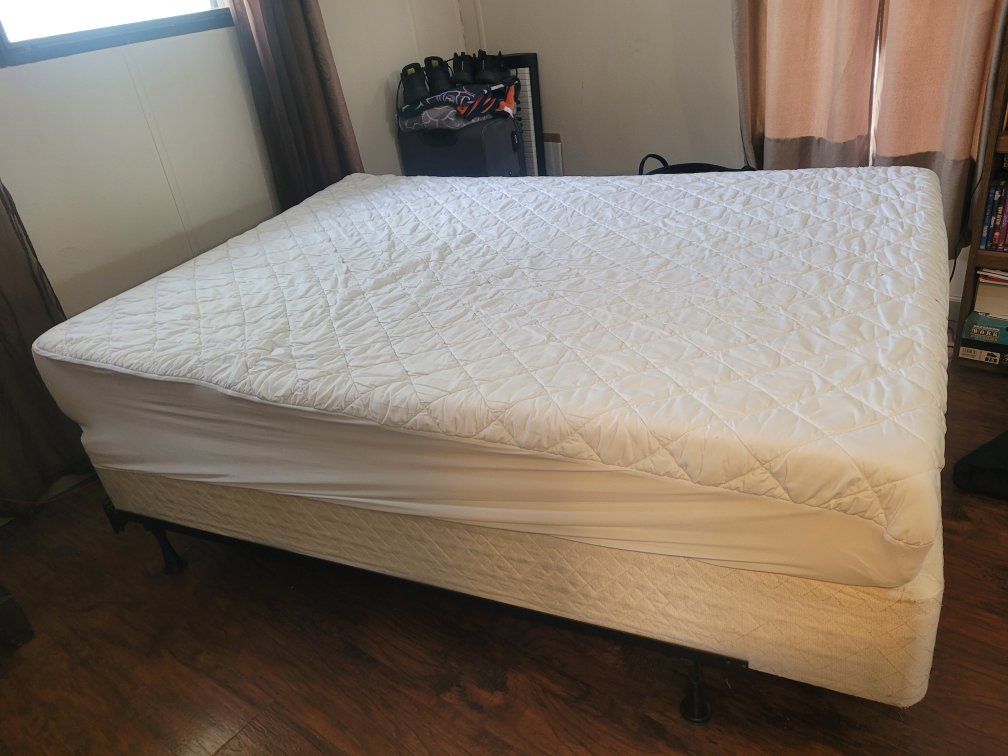 full size mattress, box spring and base