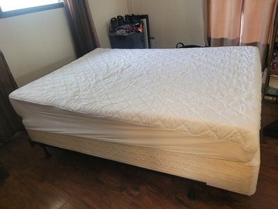 full size mattress, box spring and base