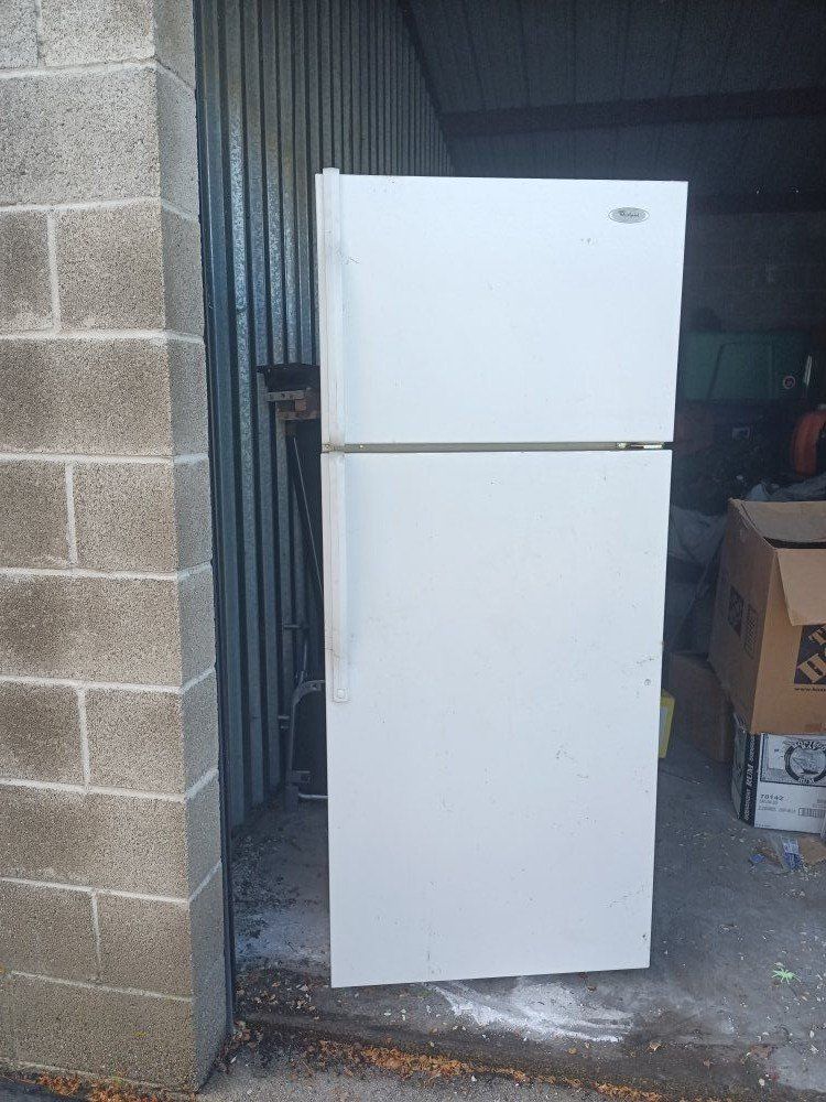 whirlpool fridge