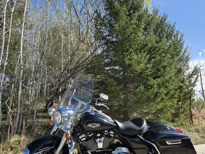 2020 Harley Davidson Road King