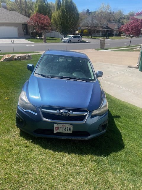 2014 SUBARU IMPREZA 2.0i Premium