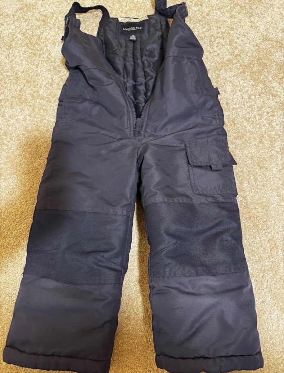London fog Boy's Bibs Size 4T