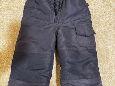 London fog Boy's Bibs Size 4T