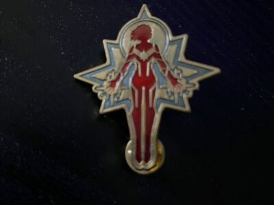 DS Captain Marvel Red And Gold Disney Pin
