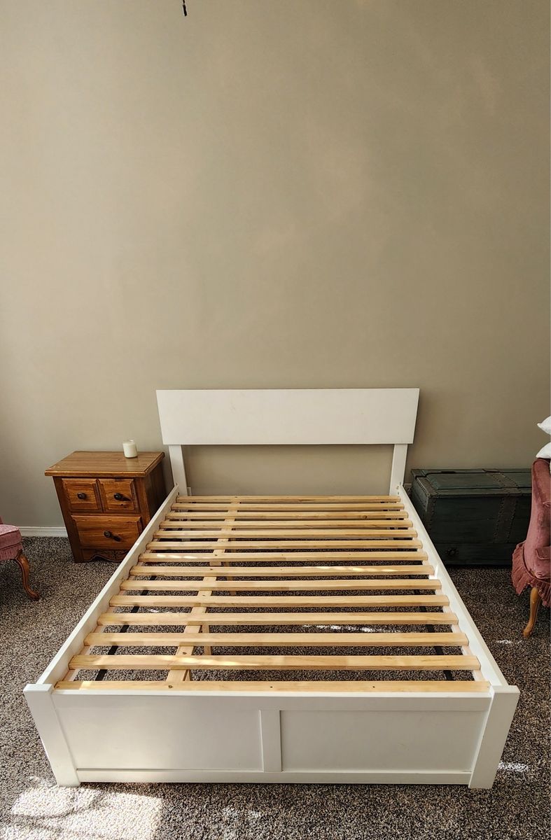 Main image 3
