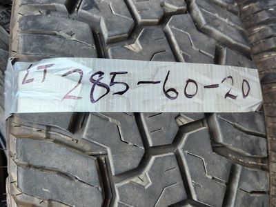 285/60r20 yokahama geolandar xat