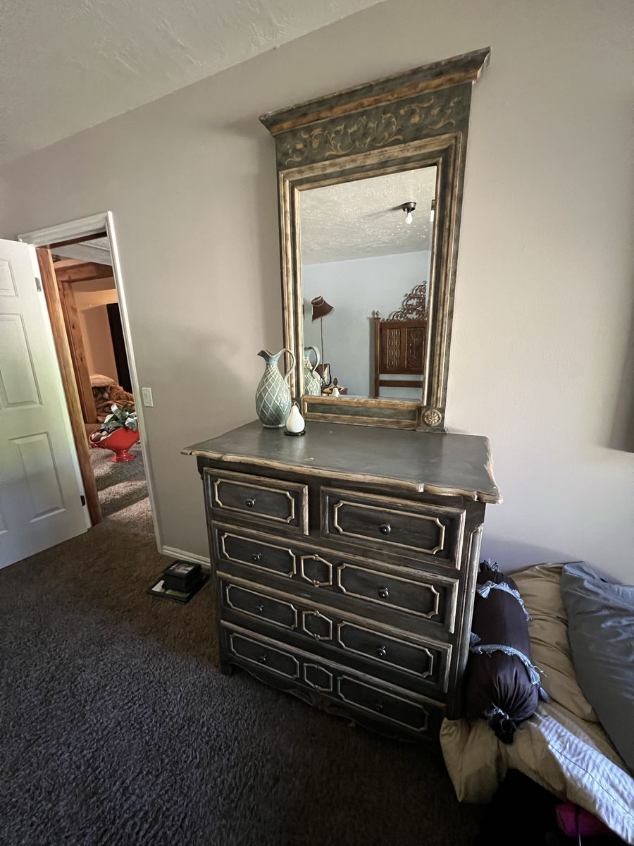 Vintage Style Wooden Dresser with Mirror