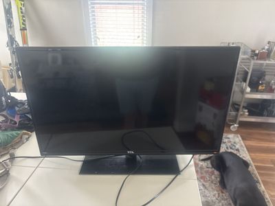 40 inch TV for sale (remote is missing)