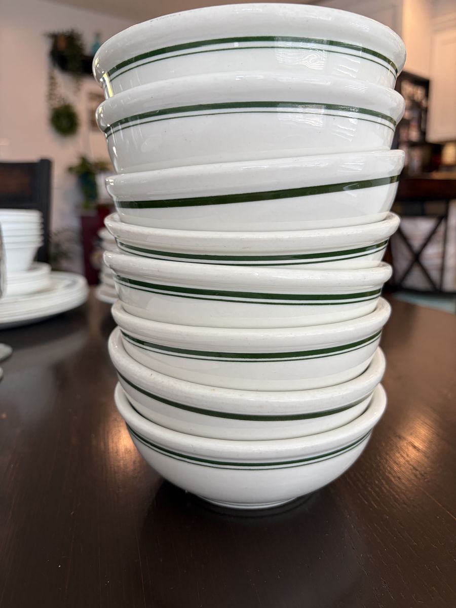 WARWICK  1943 A China Soup Bowls