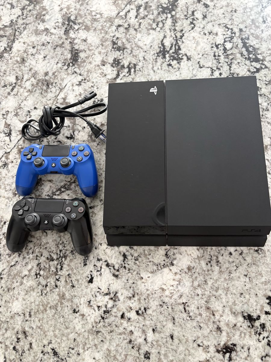 Sony PlayStation 4 (PS4) 500GB Console with 2 Controllers - Black & Blue DualShock