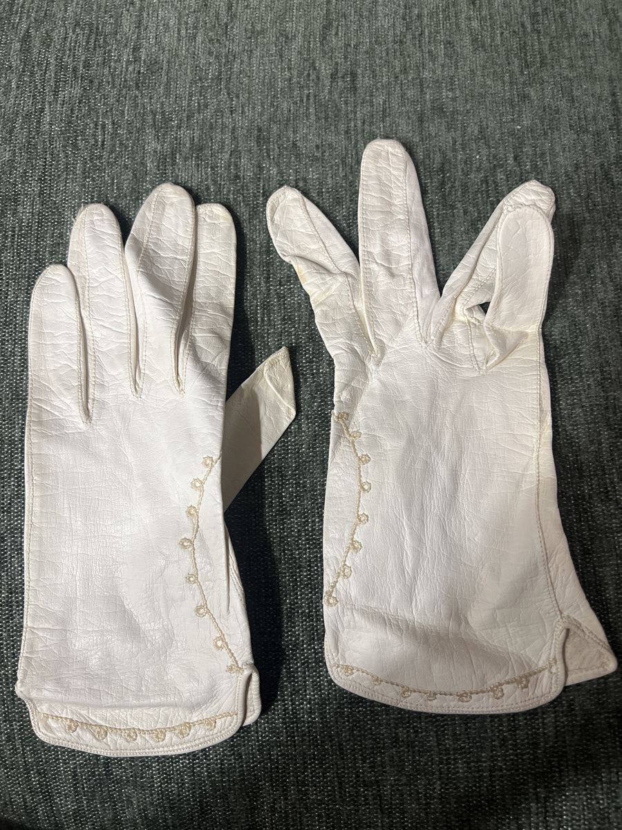 Vintage kidskin Italian gloves Size 6.5