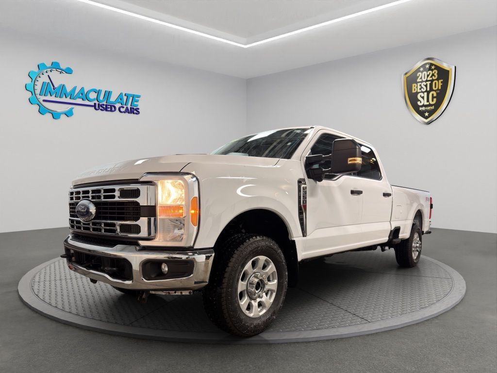 2023 Ford F-350 Super Duty XLT