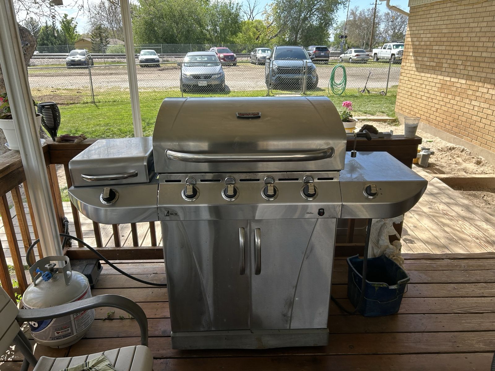 Char-Broil Commercial Series Stainless Steel Gas Grill with Griddle