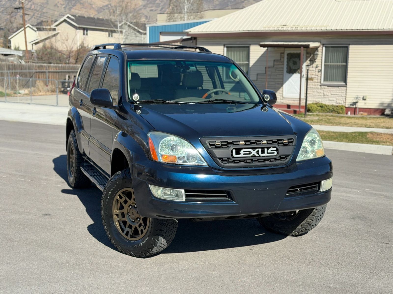 2004 LEXUS GX 470