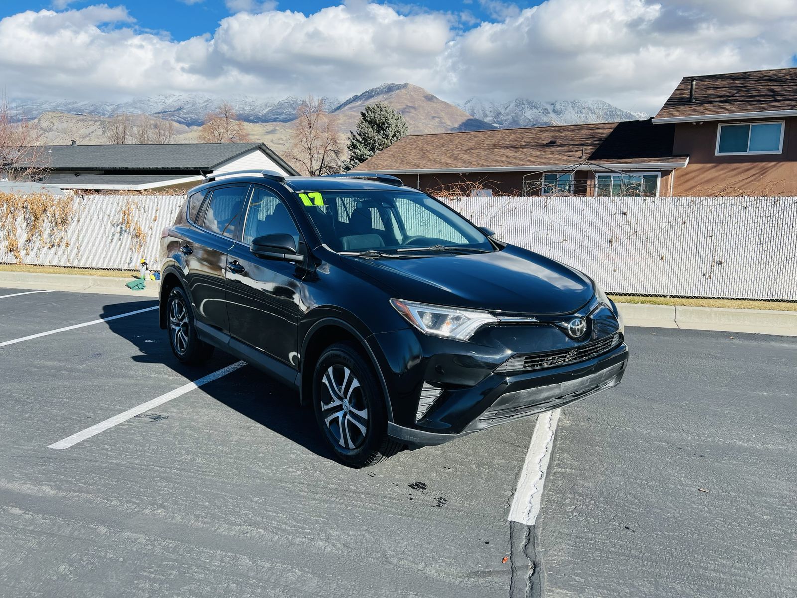 2017 TOYOTA RAV4 LE