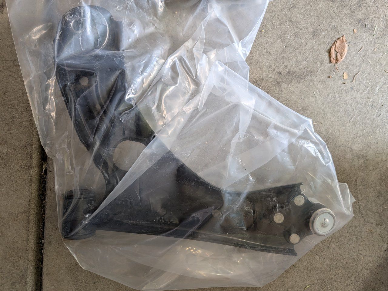 New 2012-2020 Chevy Sonic Front Suspension Lower Control Arms