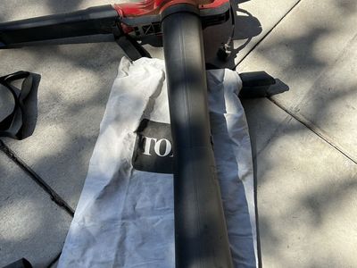 Toro Leaf Blower and Vacuum with Collection Bag
