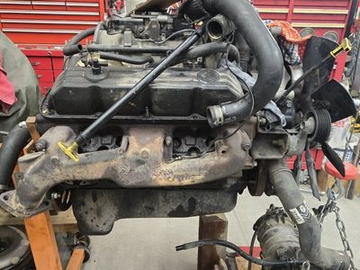 1998 5.2 V8 engine / 44RE Transmission