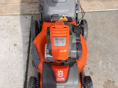 Husqvarna Self Propelled Lawn Mower