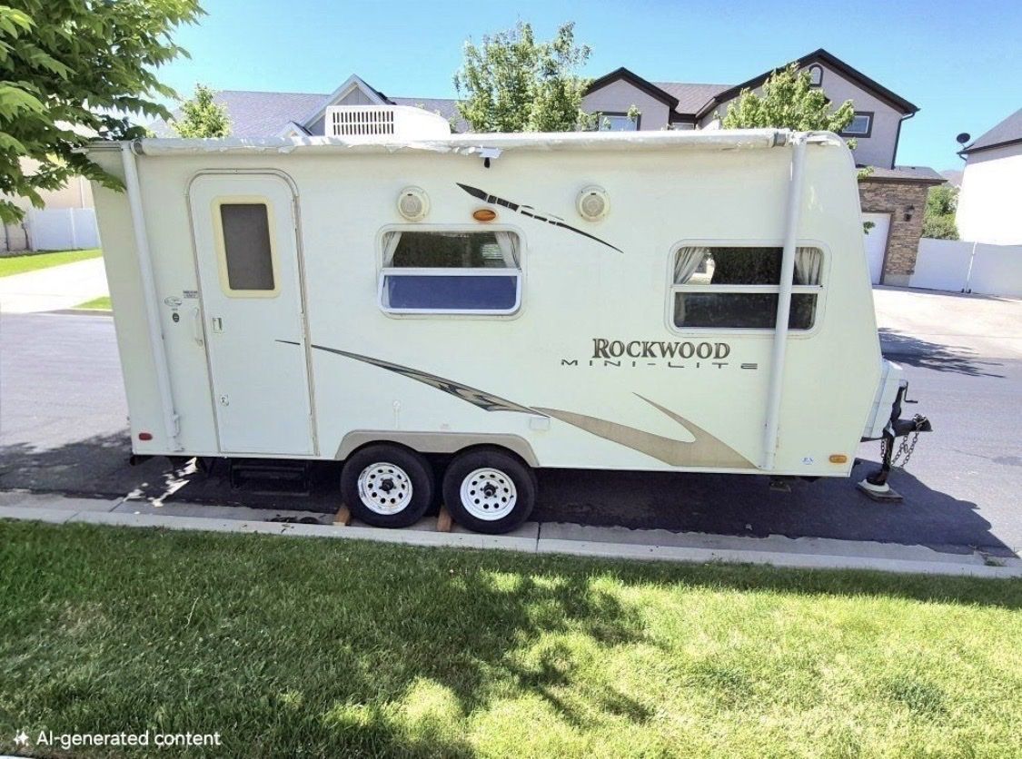 2008 Rockwood Mini Lite travel trailer. 18ft
