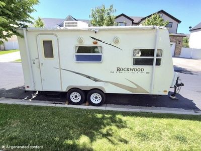 2008 Rockwood Mini Lite travel trailer. 18ft