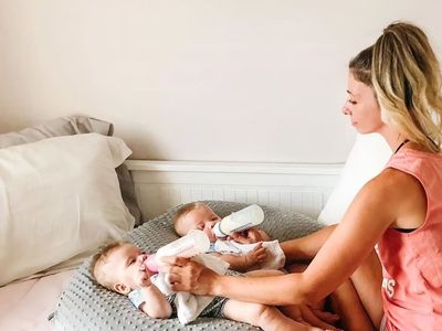 Twin Z Pillow 6-in-1 Cream Minky Twin Feeding & Support Pillow for Twins