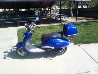 150 CC runs great $650 Only 1135 miles