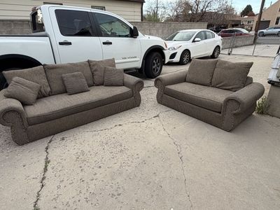 Matching Couch And Loveseat Set - Clean & Comfy