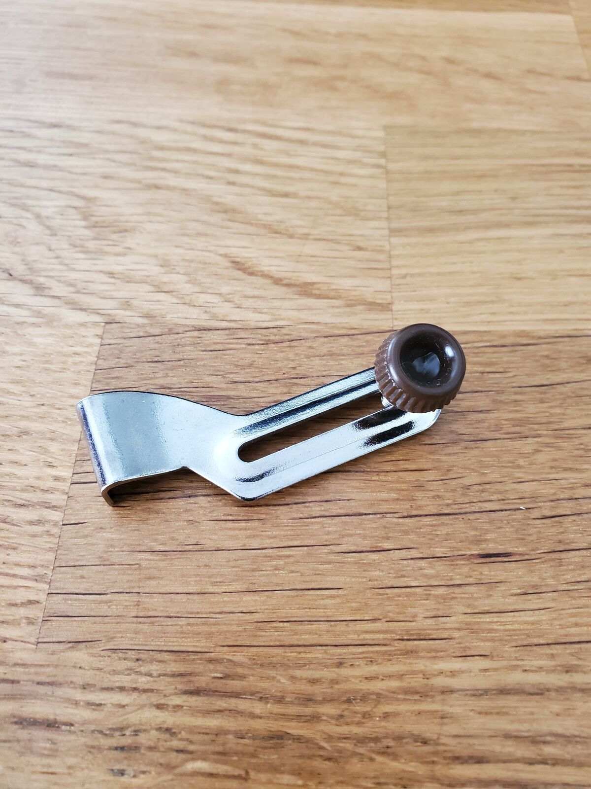 SINGER BP 1066 Bed Guide/Seam Guide with Screw