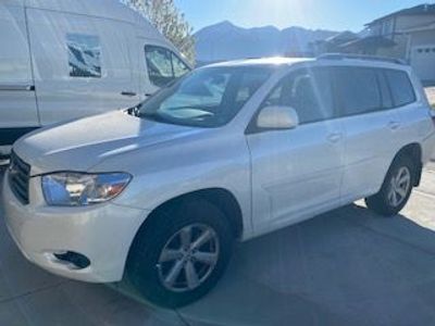 2010 Toyota Highlander Base