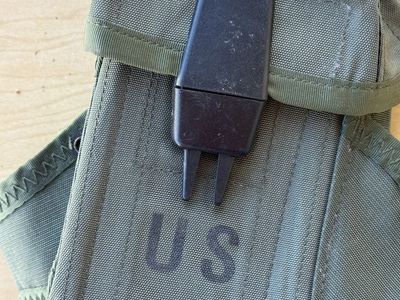 Us Military Green Pouch